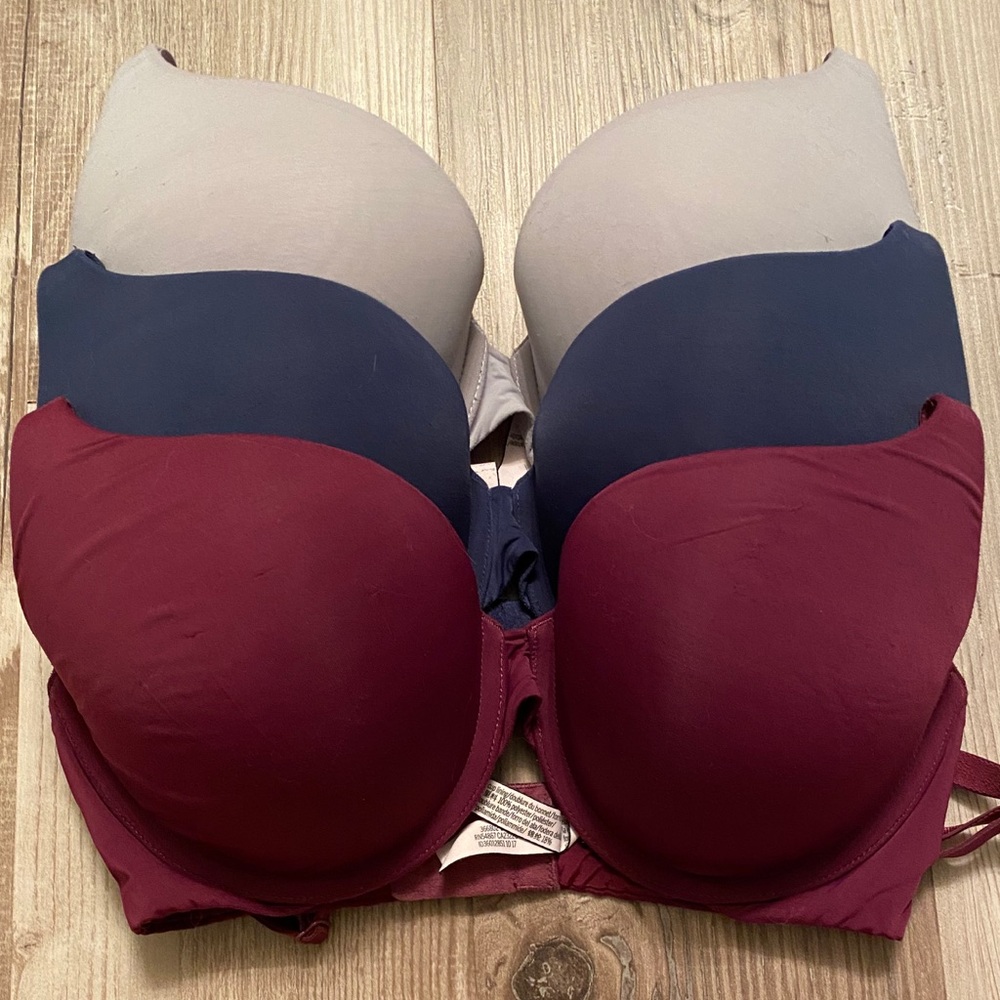 VS bras